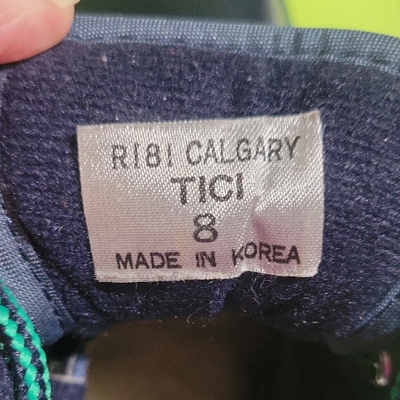 G. H. Bass Calgary Duck Boots - Picture 8 of 8